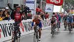 Robbie Mc Ewen gewinnt die dritte Etappe der Tour de Suisse 2008
